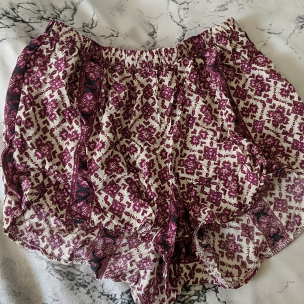 Brandy Melville Shorts OS